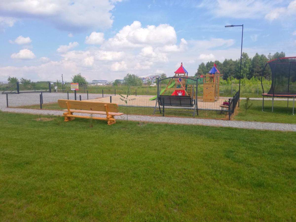 Grabska Osada Apartamenty - 100M Od Suntago Park-Domki Ogrzewane Caloroczne Mszczonow Exterior photo